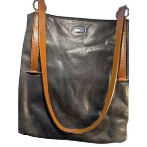 Tignanello Black Leather Hobo Bag Shoulder Bag Zip Top Silver Hardware